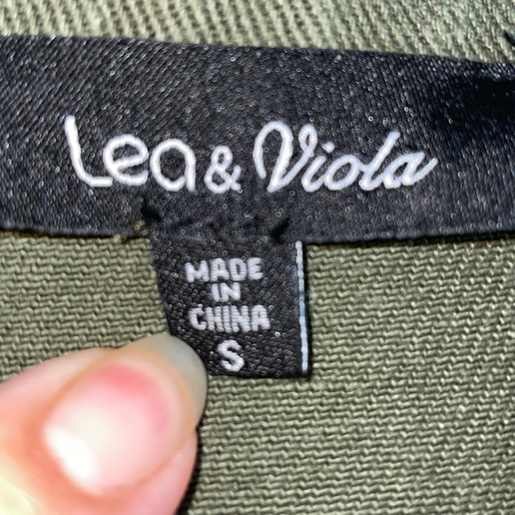 Lea & Viola olive green fringe cheetah print button down cropped fringe jacket - Picture 4 of 8